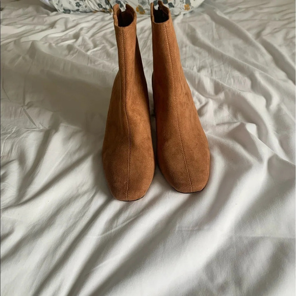 Lulus Brown Booties - Picture 3 of 6